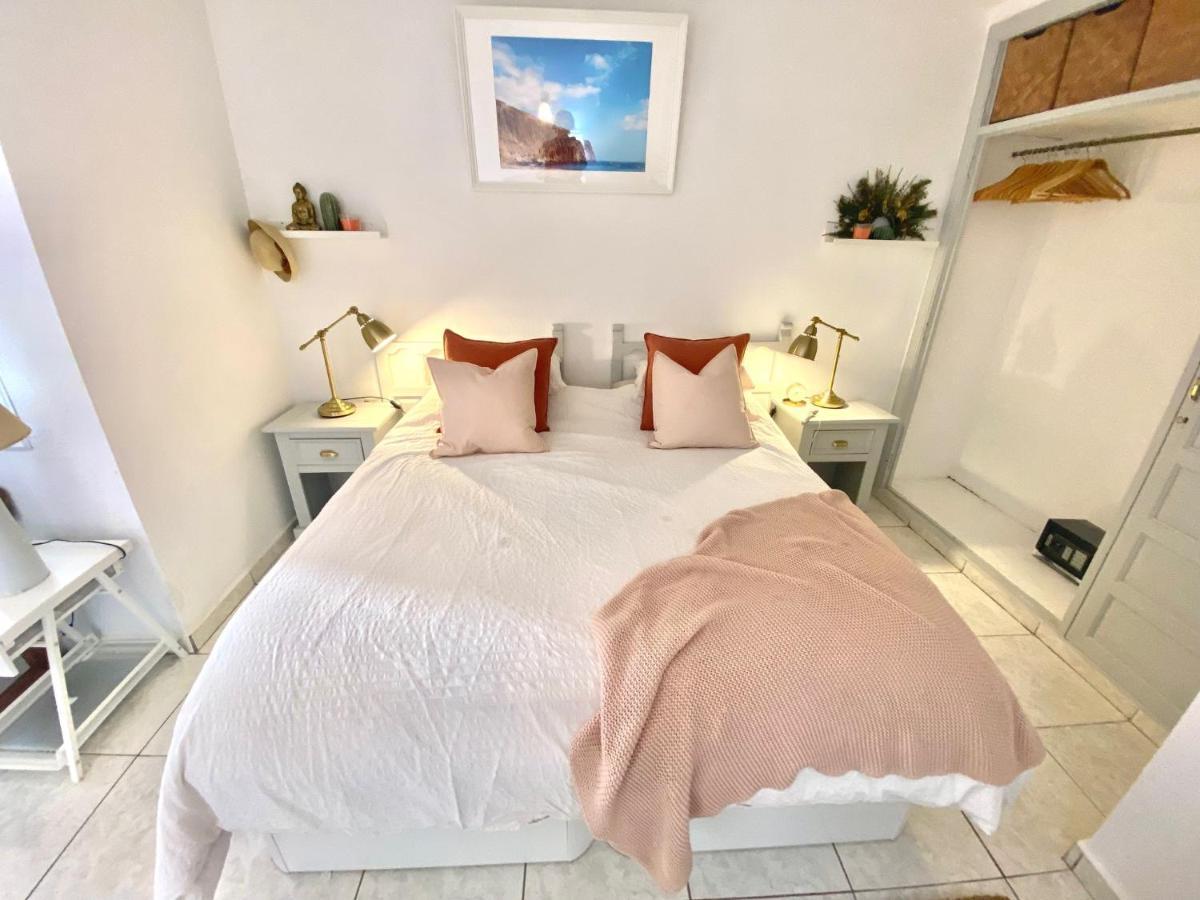 Sea View Penthouse With Large Terrace Leilighet Los Cristianos  Eksteriør bilde