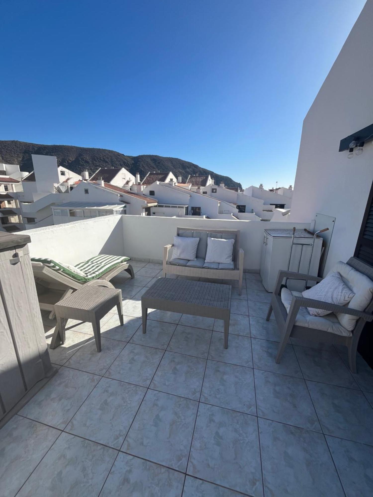 Sea View Penthouse With Large Terrace Leilighet Los Cristianos  Eksteriør bilde